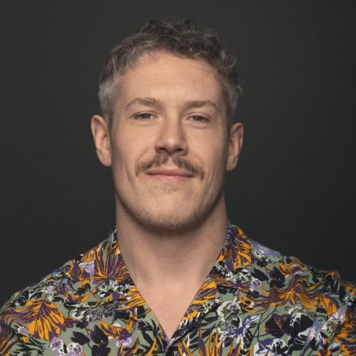 Alex Beddows Headshot
