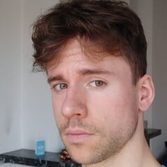 Bart Van Hoye Headshot